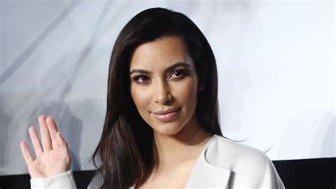 Kim Kardashian Reveals She’s Pregnant