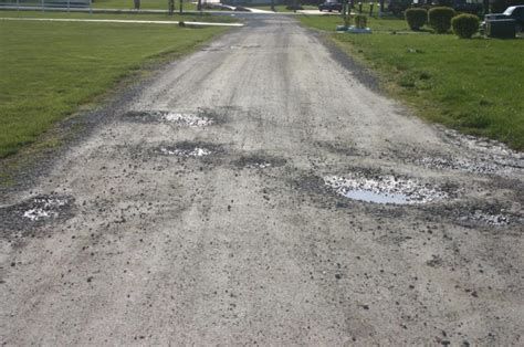 gravel driveway restoration  repair
