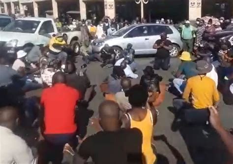 Watch Msholozi Supporters Shut Down Kzn
