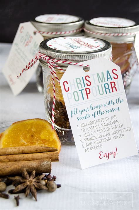 easy christmas potpourri gift jars   printable tags