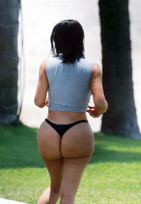 kim kardashian too much ass the fappening 2014 2019 celebrity photo leaks