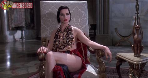 Naked Isabella Rossellini In Death Becomes Her