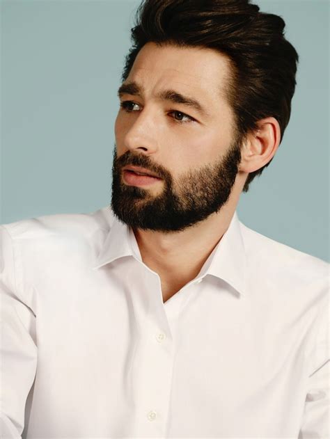 Se siete alla ricerca di informazioni su come accelerare la crescita dei capelli nell'uomo, dovrete rassegnarvi ad una . 1001 + idee per Come far crescere la barba - consigli utili