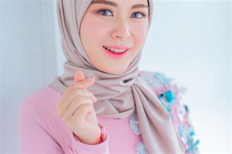 5 Cewek Muslim Korea Yang Gaya Fashion And Hijabnya Bisa