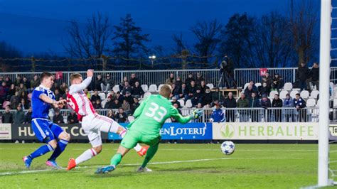 ajax  tegen paris saint germain  play offs uefa youth league nh nieuws