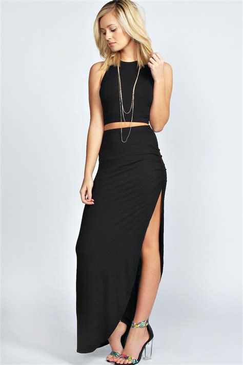 side slits high waisted black skirt maxi skirt sleeveless crop top