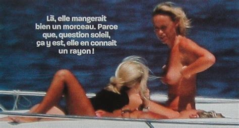 cécile de ménibus nue dans yacht topless sein softcore en bikini photo… starsfrance