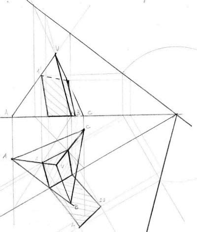 seccion cuadrada de  tetraedro trazoide