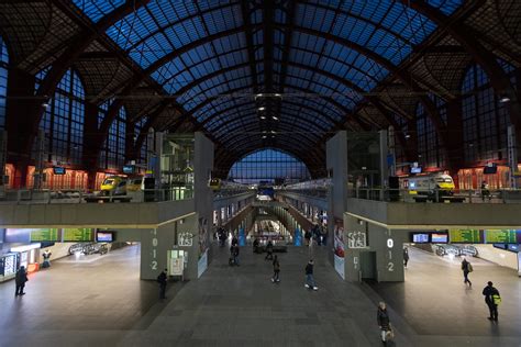 antwerpen centraal station sunrise antwerp belgium flickr