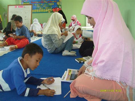 belajar psikologi pendidikan islam mendidik anak sambil bermain