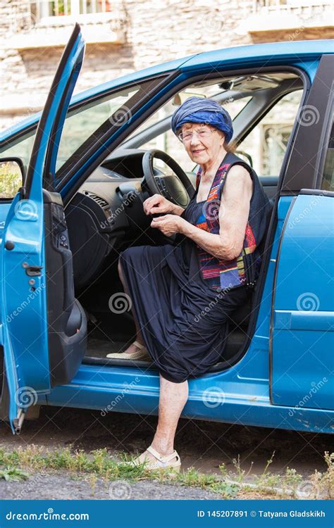 Granny Car – Telegraph