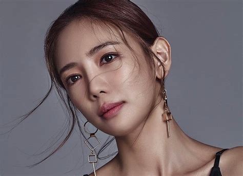 Lee Tae Im Revealed To Be Pregnant And Getting Married