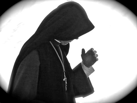 File Nun Deep In Prayer  Wikimedia Commons