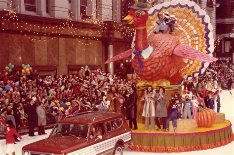 Macy S Thanksgiving Day Parade Vintage Photos From 1924 To Today