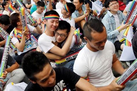 Taiwan Legalizes Same Sex Marriage Photos Images Gallery 66834