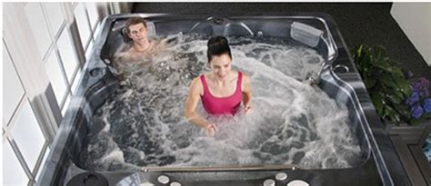 4 great leg exercises to do in your hot tub thermospas