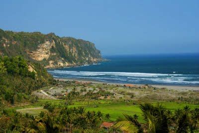 pantai parangtritis wisata eksotis jogja  wajib dikunjungi