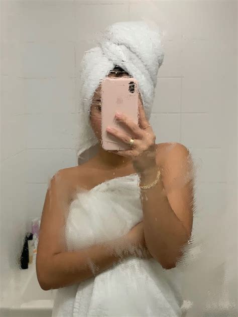 Shower Selfie In 2021 Beaut Hair Care Beauty