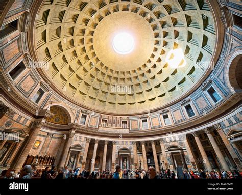 die kuppel des pantheon rom stockfotografie alamy