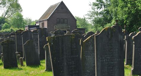 jewish cemetery haarlem holland greater amsterdam area amsterdam area cemetery travel ideas