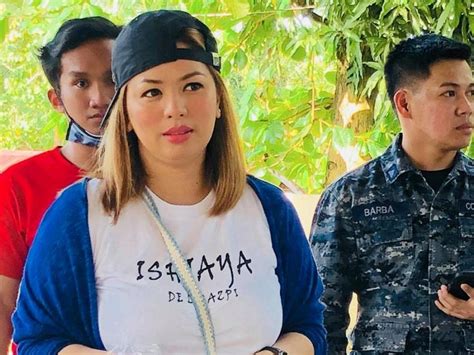Former Sexy Actress Aya Medel Extends Help To Mayon Evacuees