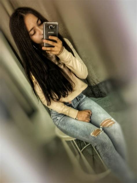Pin By Bojana Reckovic On Friends Mirror Selfie Selfie Mirror