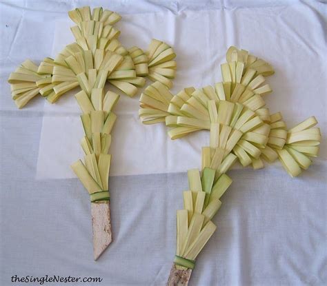 single nester hand  palm crosses palm sunday crafts palm