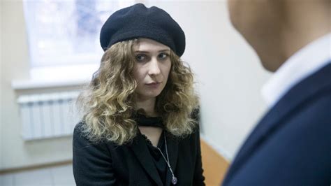 Pussy Riot S Alyokhina Released In Crimea