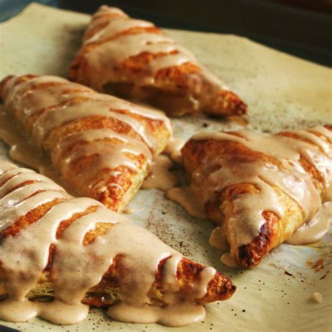 puff pastry apple pie turnovers wapple spice glaze
