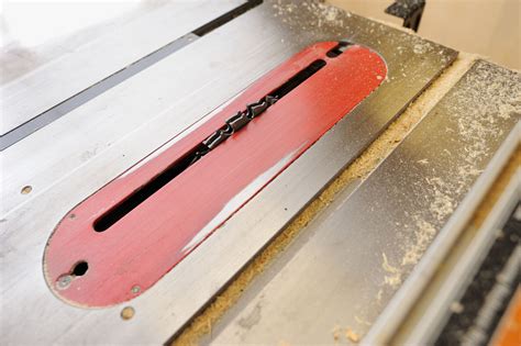 How To Install A Stacked Dado Blade On A Table Saw