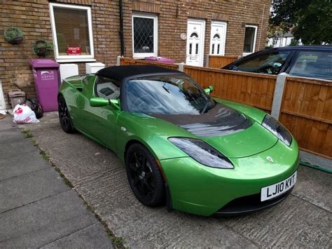 spotted  signature green roadster  shoreditch london teslamotors