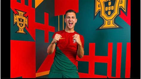 man united defender diogo dalot deletes tweet promoting portuguese