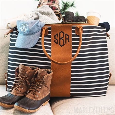 monogrammed gifts    ideas   woman   life blog marleylilly blog