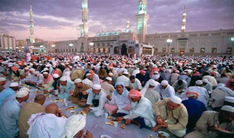 ramadan    saudi arabia  observe  day  ramzan