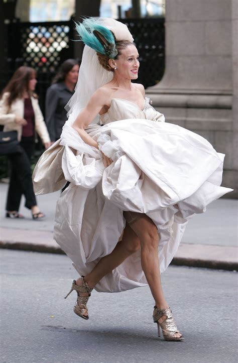 celebrate sjp s bday with her 51 best shoe moments sex and the city sarah jessica parker