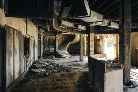 12 Most Creepy Abandoned Hotels For Lovers Of Abandoned Places