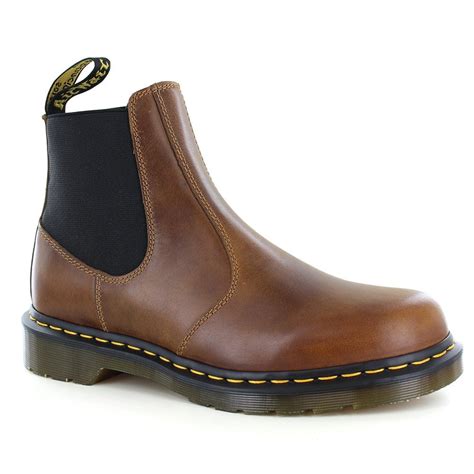 dr martens hardy mens leather pull  chelsea boots butterscotch brown