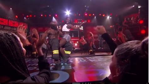 Lupita Nyong O Gives Racy Lap Dance To A Dancer On Lip