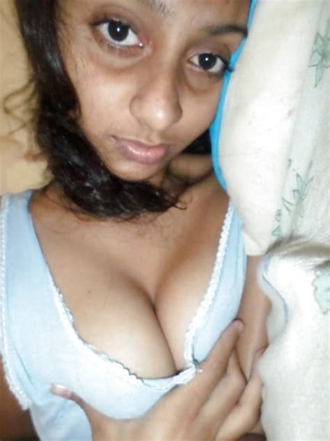 beautiful desi girl nude 14 pics xhamster