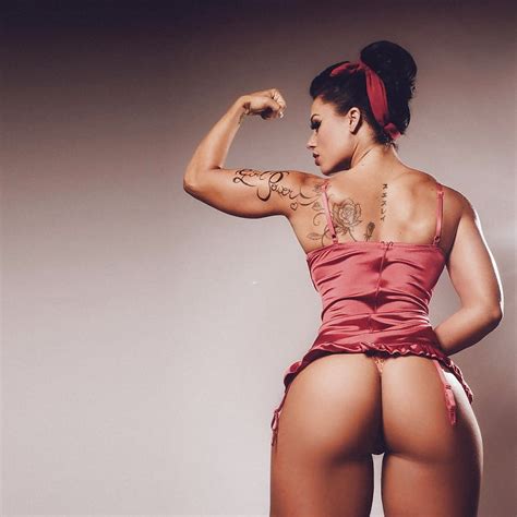 hot female bodybuilder sue lasmar vii 28 pics xhamster