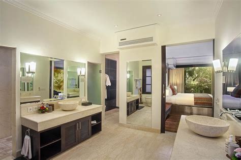 Breathtaking Ensuite Bedroom Design Featuring Master Bedroom With