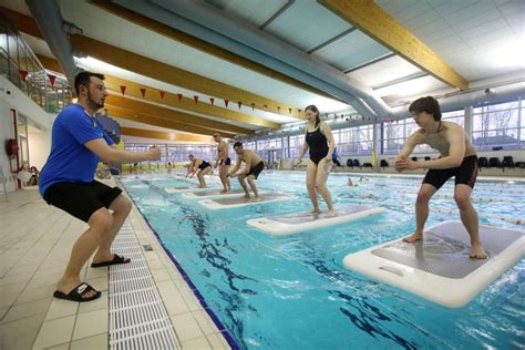fitnessen op aquabase  zwembad nieuwpoort  de buurt hln