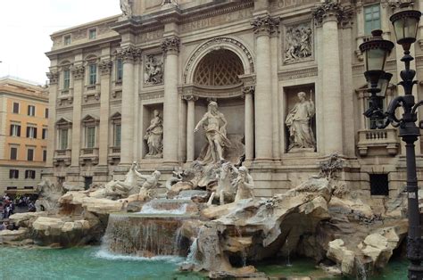 trevi fountain rome italy  touch  sound