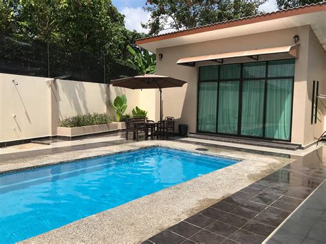 homestays  private pool gokelah