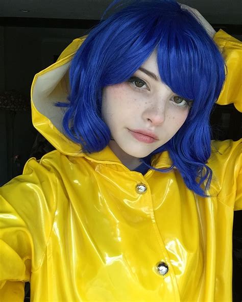 Diy Coraline Costume Coraline Halloween Costume