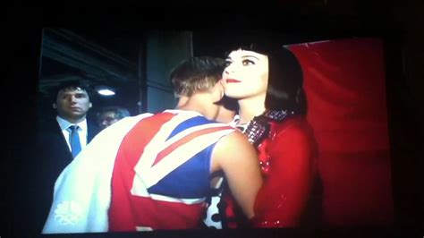 Katy Perry Touching Justin Biebers Butt Youtube