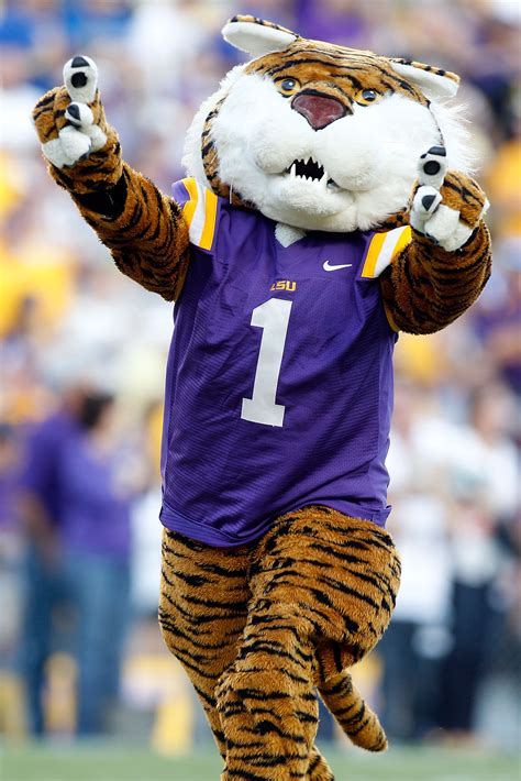 lsu fooball ranking  greatest coaches  school history news