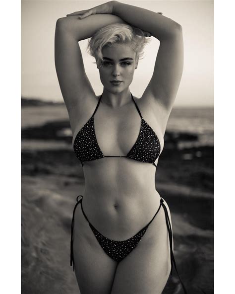 stefania ferrario nude and sexy 40 photos the fappening