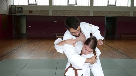 judo spezialtechnik ippon seoi nage zusammenzumdan  youtube