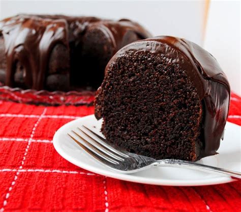 the best chocolate bundt cake ever recipe ~ says this is the filet of cakes simple but